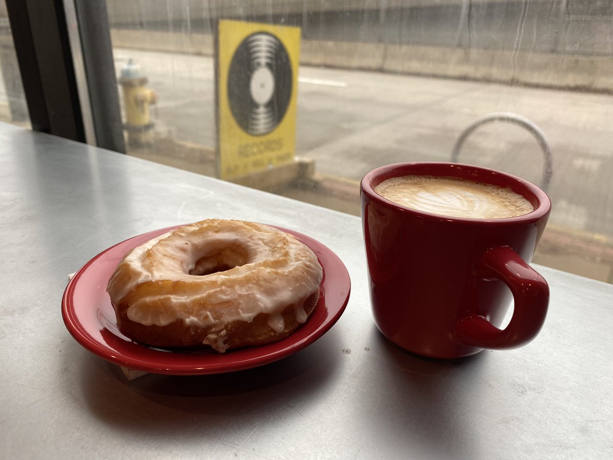 preservationlab's tweet photo. so long, pittsburgh. it’s been a pleasure seeing familiar faces and meeting new folks. #amia22 https://t.co/uKz3bYdt73