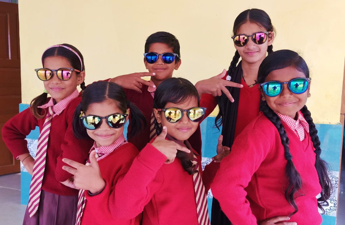 jeevendrasingha's tweet photo. Basic School's Students Best of all@ https://t.co/vdyv2fsqN4