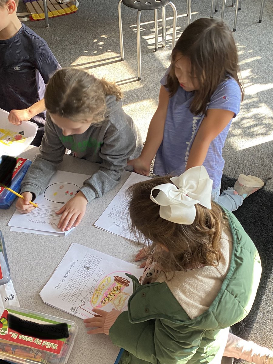 We had some fun yesterday sharing our books with Mrs Williams class!