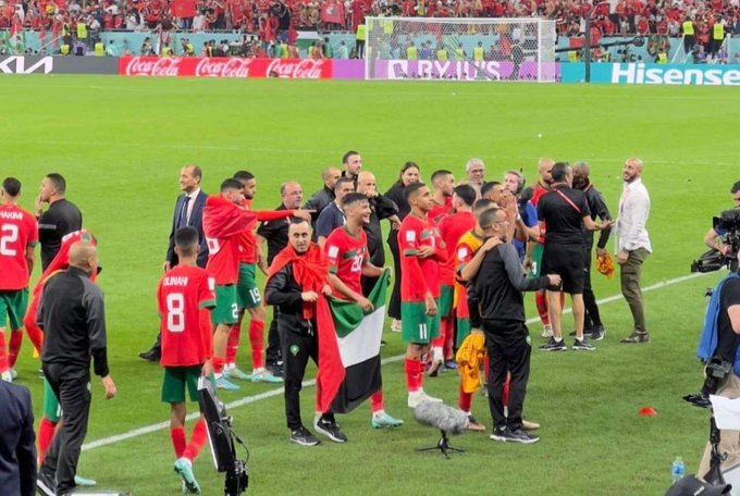 MARRUECOS 1 PORTUGAL 0  - Mundial 2022 - Cuartos de Final - Resumen - Video Fjoh9-HXgAAJ_YT?format=jpg&name=small