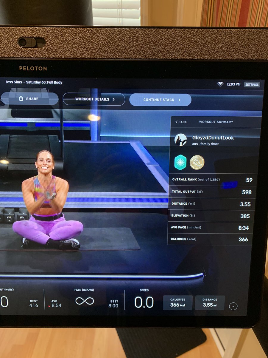 gleyzerA's tweet photo. 5 minutes of human makers?! But I love tread tabata and not just for the alliteration. Welcome back to live Sat60 @jess_sims 💚 #3for31 #SwaggerSociety @RobinNYC #curseoutcrew #yougettocrew https://t.co/FHhS6viGkr