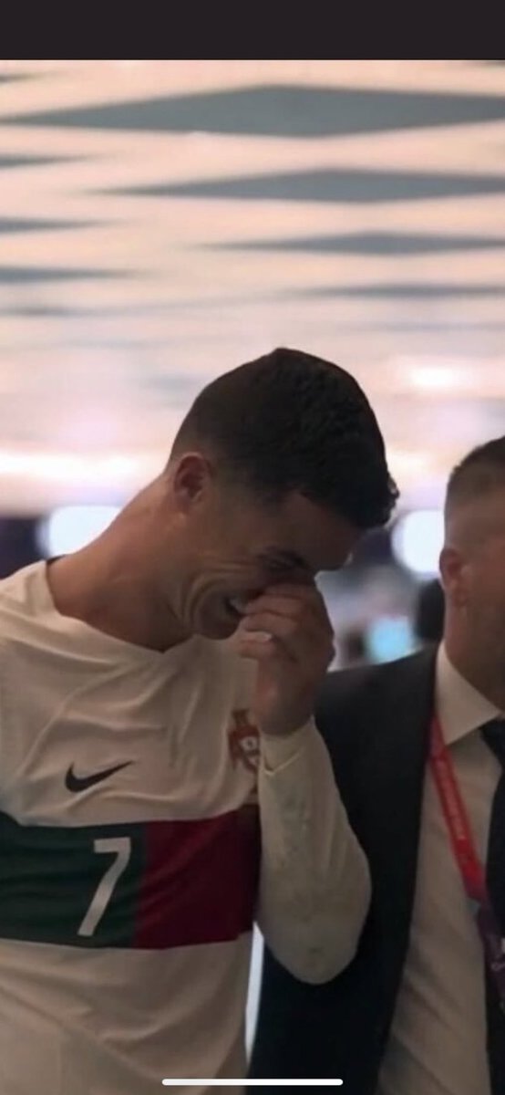 ParikPatelCFA's tweet image. Ronaldo after realizing he’s gonna make €200million a year playing for Saudi