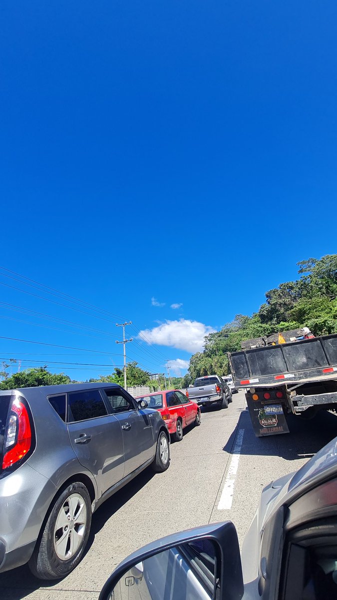 Absurdo lo que me dice waze que me tardo en llegar a santa tecla desde zaragoza ¡HAGAN ALGO! <a href="/VMTElSalvador/">VMT</a> <a href="/FOVIALITO/">FOVIAL</a>