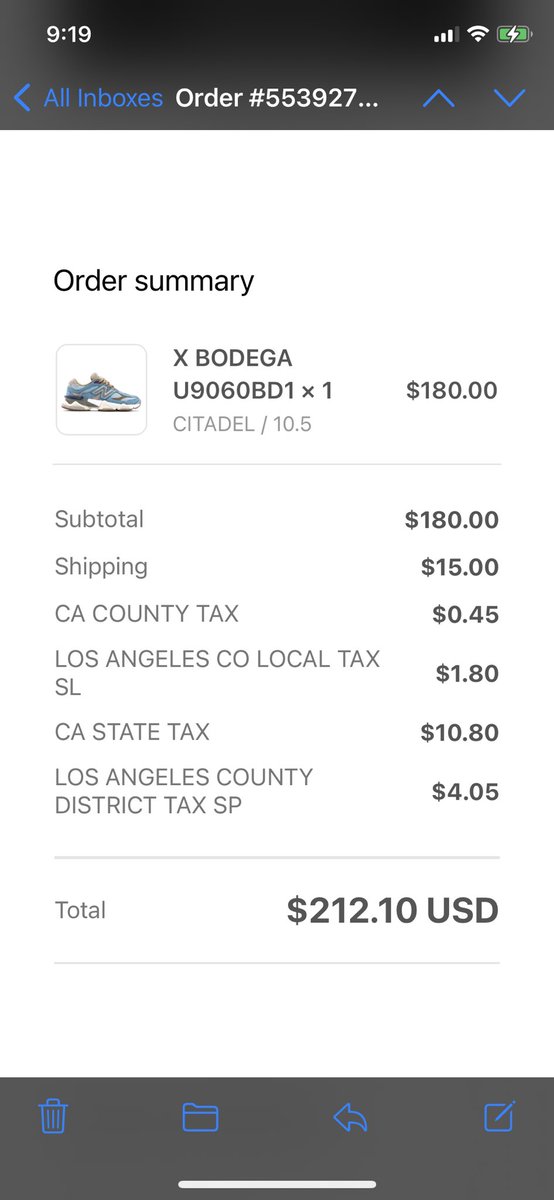 OGCommissioner's tweet photo. @bodega #copped https://t.co/qbHmuDEWTo