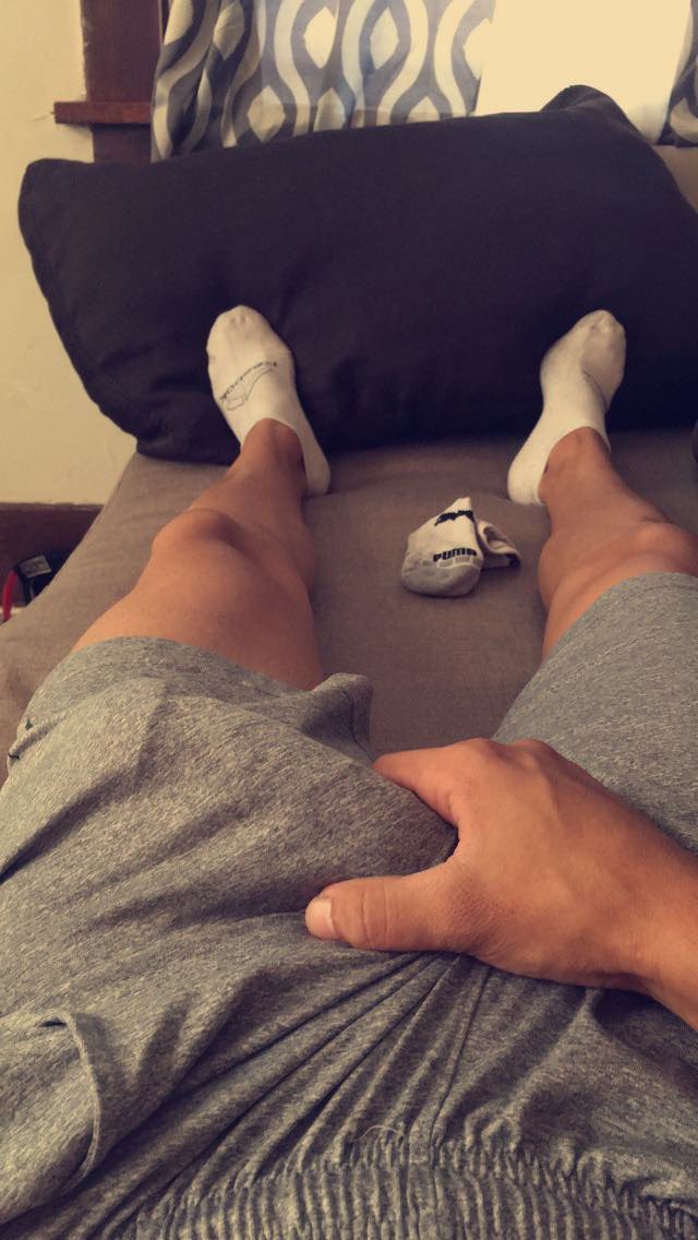 EJM1294's tweet photo. I woke up like this 😩😈💦🔥 come check out my OF https://t.co/Rs0B4uKzyR #bigdickproblem #bigdickdaily #gay #bi #lesbian #bigdick #perfectdick #Onlyfanslatinoamerica #onlyfans https://t.co/VWJYoUODNW