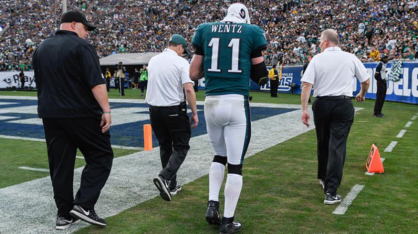 PHLEaglesNation's tweet photo. 5 Years Ago Today: The #Eagles and their fans takeover LA to win 43-35 and clinch the NFC East crown. Carson Wentz throws for 291 and 4 TDs, but ultimately would be lost for the season. On a day of pure joy for fans, a lot of worry was in the air. https://t.co/lkxotEBezy