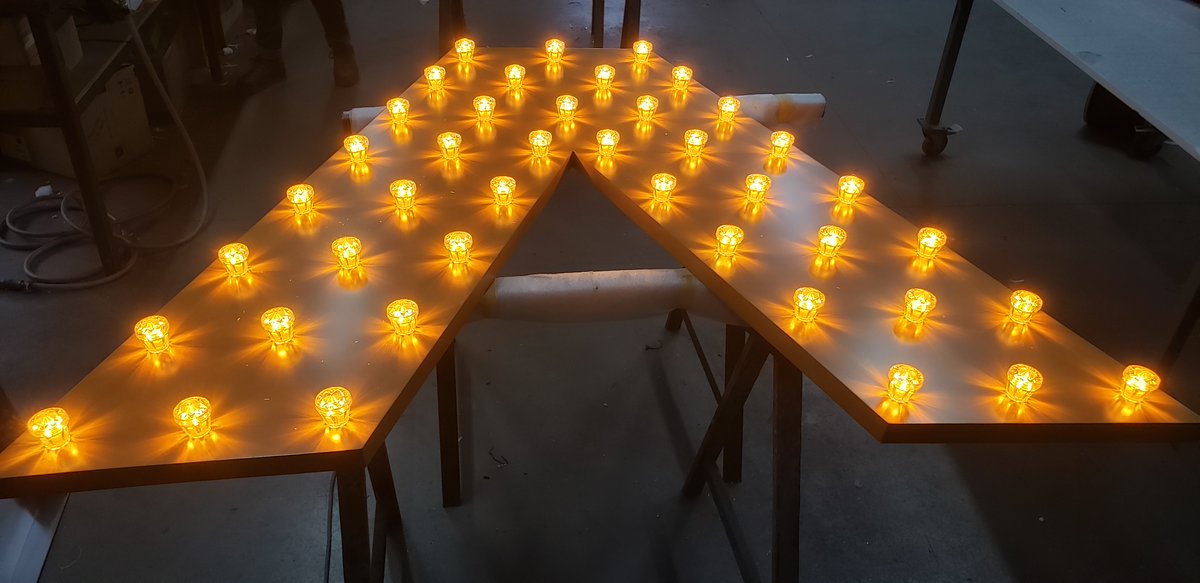 Le Grand Rex fête ses 90 ans avec une façade flambant neuve !
Actif Signal a réalisé les enseignes, enseigne drapeau et enseigne de toiture,  identiques à celle de 1932 revisitées avec les technologies d’aujourd’hui. #90ansduGrandRex
actif-signal.fr/actualites/nou…