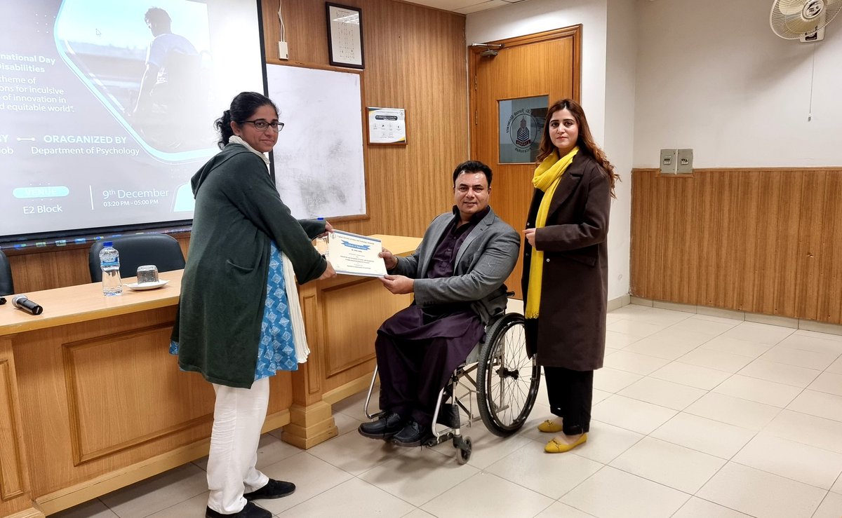 Asim Zafar tweet media