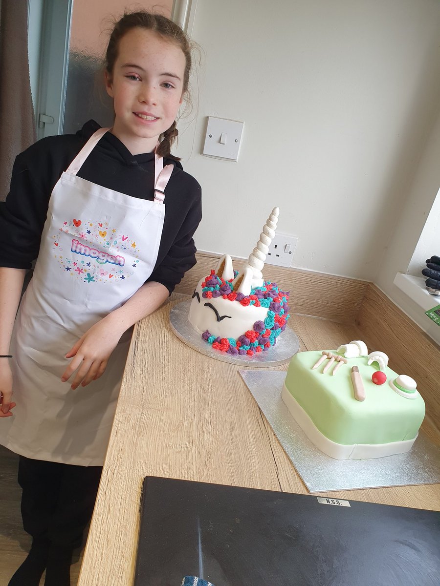 klsimcox's tweet photo. My little Baker! @MissGCartwrigh1 @Whites_Wood #bakingfun #minime #birthdaycakes https://t.co/joX3TXAadY