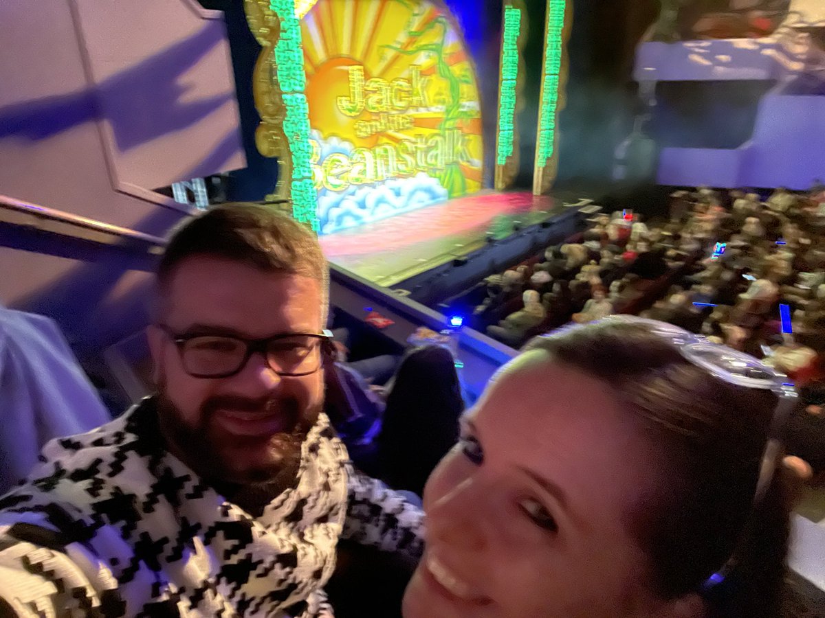 Lou Thomas tweet media