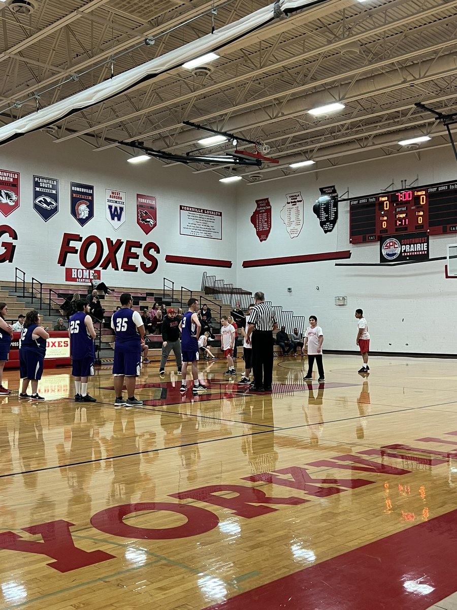 EmmaKMcGuire's tweet photo. Couldn’t be prouder of our athletes this morning-what a fun game to watch 🏀 A special thanks to @coachwensits and her athletes for cheering us on! @AReveter @CodyWyeth https://t.co/M2T5ikl2vc