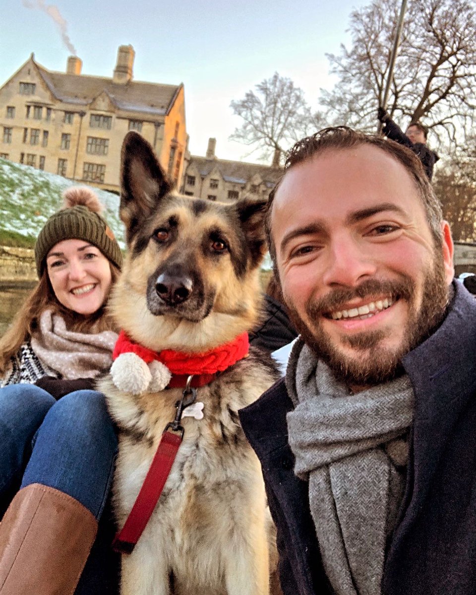 MattThompson91's tweet photo. Cambridge day tripping, another year older! ๐ถ๐๏ธ๐ทโ๏ธโ๏ธ๐ @letsgopunting #cambridge #puntingincambridge #christmasweekend #harrypupper #iceadventures #cambridgelife #birthdaytrip #exploring https://t.co/bWi3sbMKWx