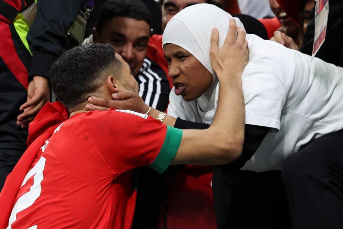 lubnaAlkhamis's tweet photo. الجنة تحت "أقدام" الأمهات❤️ 

شيء يفهمه المغاربة جيداً 🇲🇦 https://t.co/SlmdJlusax