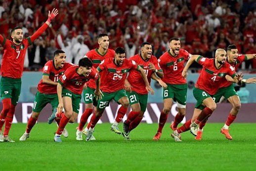 FatihSeferagic's tweet photo. WITNESSING HISTORY!!! 🇲🇦🇲🇦 

Alhumdulillah what a moment this is! 👆🏻 Making the whole entire ummah proud 🤲🏻🇲🇦❤️ https://t.co/7Kr1JvjcN8