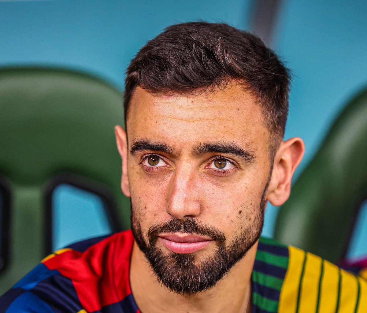 dataref_ar's tweet photo. "Es inaceptable no tener árbitros portugueses y que haya un árbitro argentino en competencia. Claramente nos han inclinado el campo".

🗣️🇵🇹 Bruno Fernandes, post partido ante Marruecos. https://t.co/nwCbKzTCRg