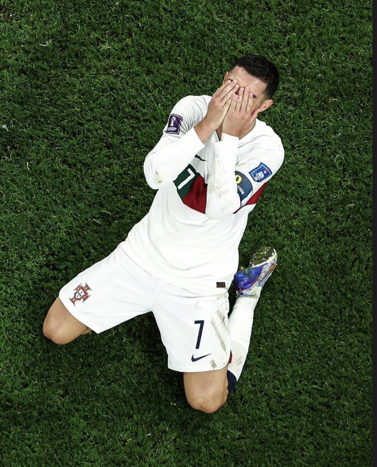 Déjenme solo, quiero llorar. TE AMO <a href="/Cristiano/">Cristiano Ronaldo</a> 💔