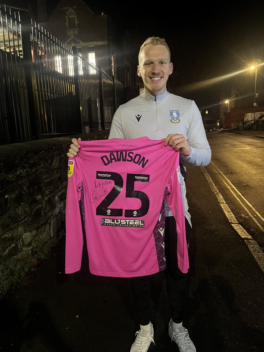 One of life’s good guys ❤️

Waited around to thank Cam for the items he donated to the <a href="/as9foundation/">Adam Stansfield foundation</a> last season. 

His response - “Absolute pleasure. I’ll go and get one of my shirts now if you want?”

Legend! 👏🏻👏🏻👏🏻 #ecfc #swfc