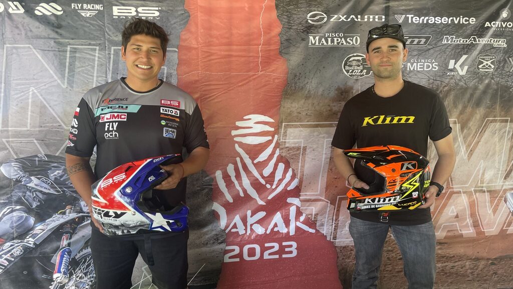 SomosTuercos's tweet photo. #Tuercos Pato Cabrera se convierte en Leyenda del Dakar y apadrinará a Tomás de Gavardo https://t.co/eB9yq11fM1 https://t.co/caD7BBuqzs