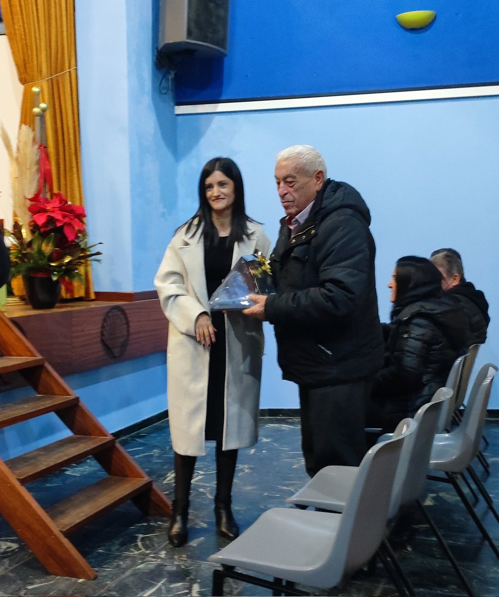 VeronicaTouron's tweet photo. Hoxe está de noraboa a Parroquia de #Soutelo, onde a Comunidade de Montes celebrou o 40 aniversario da clasificación do Monte Comunal e o recoñecemento ás distintas xuntas reitoras.
Neste acto tamén se procedeu á inauguración do novo local social.
#Soutelo https://t.co/uLQ5juadSn