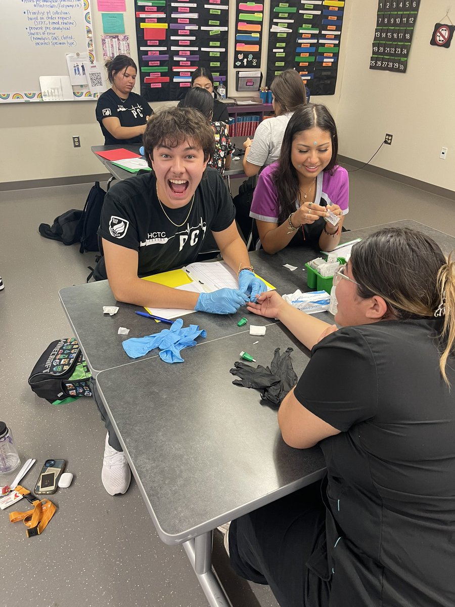 Second certification underway! Capillary Stick lab for these future Phlebotomy Technicians 💉🧑‍⚕️💙 
#emsproud #HCTCready