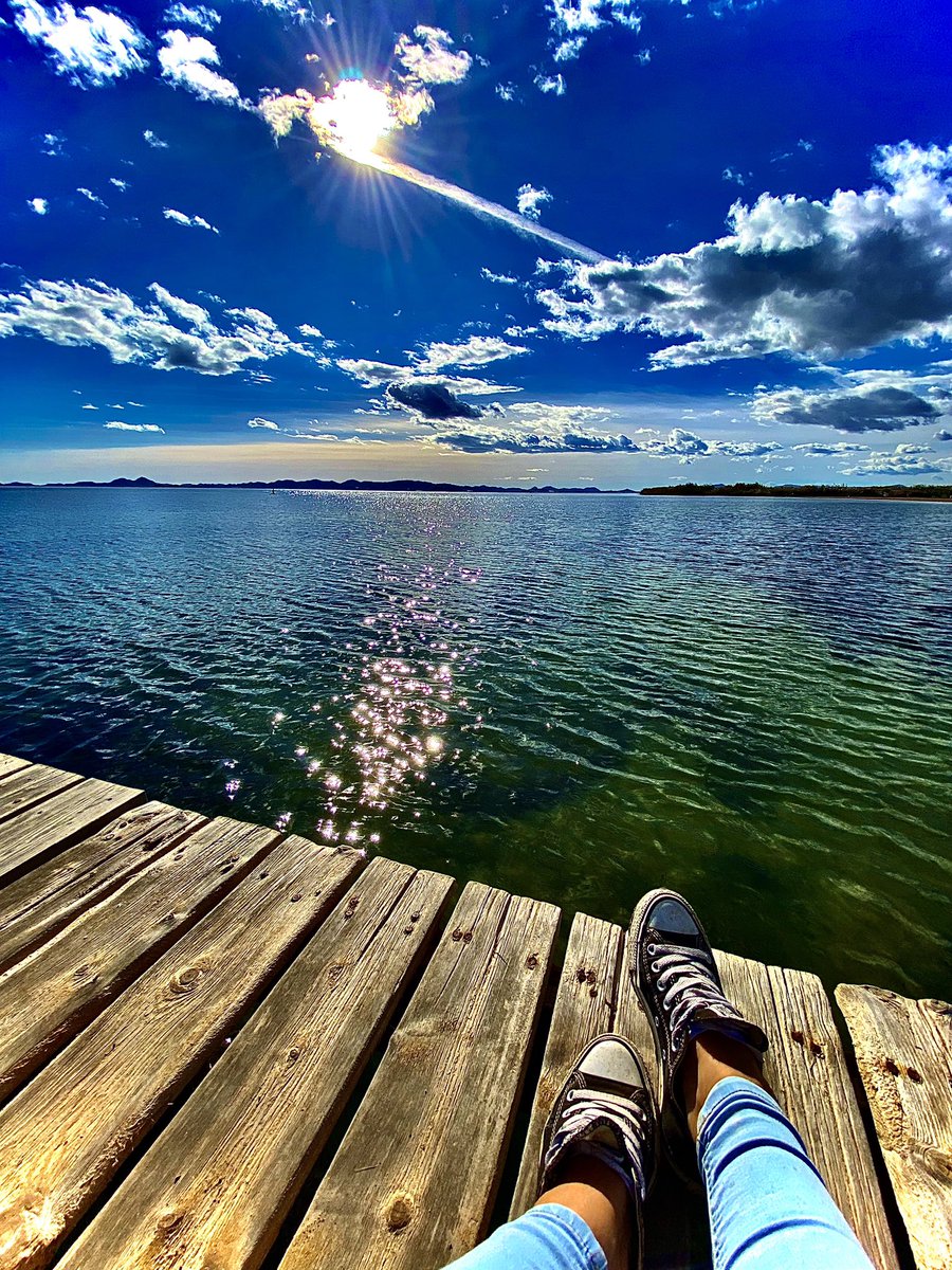 az_eMesi's tweet photo. because sometimes we need to rest😅😃🌤️😴🤗 #me #meandthesea #thesky #clouds #pureblue #eMesiphoto #break #relaxation https://t.co/01H35t4srD