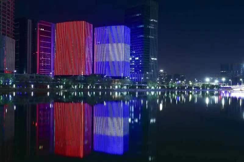 ¡ESPECTACULAR! 🇳🇮🇨🇳

El centro comercial internacional del distrito Tongzhou, Beijing, se ha iluminado para conmemorar el primer aniversario de las relaciones bilaterales entre #China y #Nicaragua.

¡Viva la solidaridad y amistad entre los pueblos!
