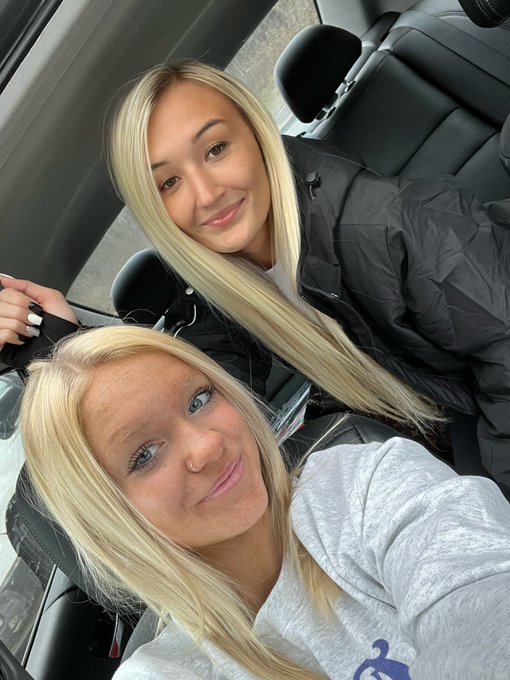 Watch Lucy's leaked NSFW photo on TwXstars