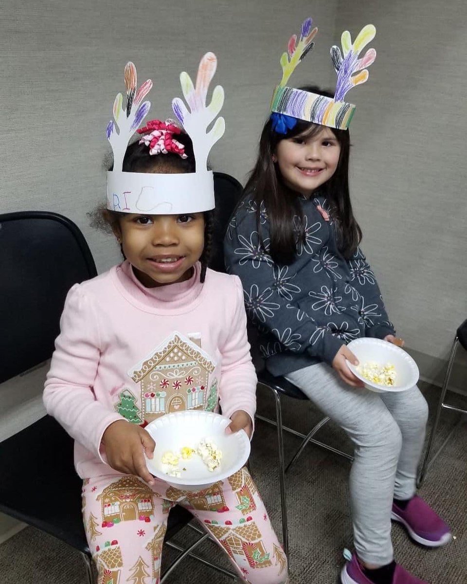 SequoyahRegLib's tweet photo. What a week of holiday programs! Holiday Open Houses galore, Senior Winter Ball, and much more! Donβt miss what is on the horizon for this holiday season at the library by checking out our full calendar: https://t.co/Lk1G7oGSTB #SeqLib #GeorgiaLibraries https://t.co/nwOZGhlGIf