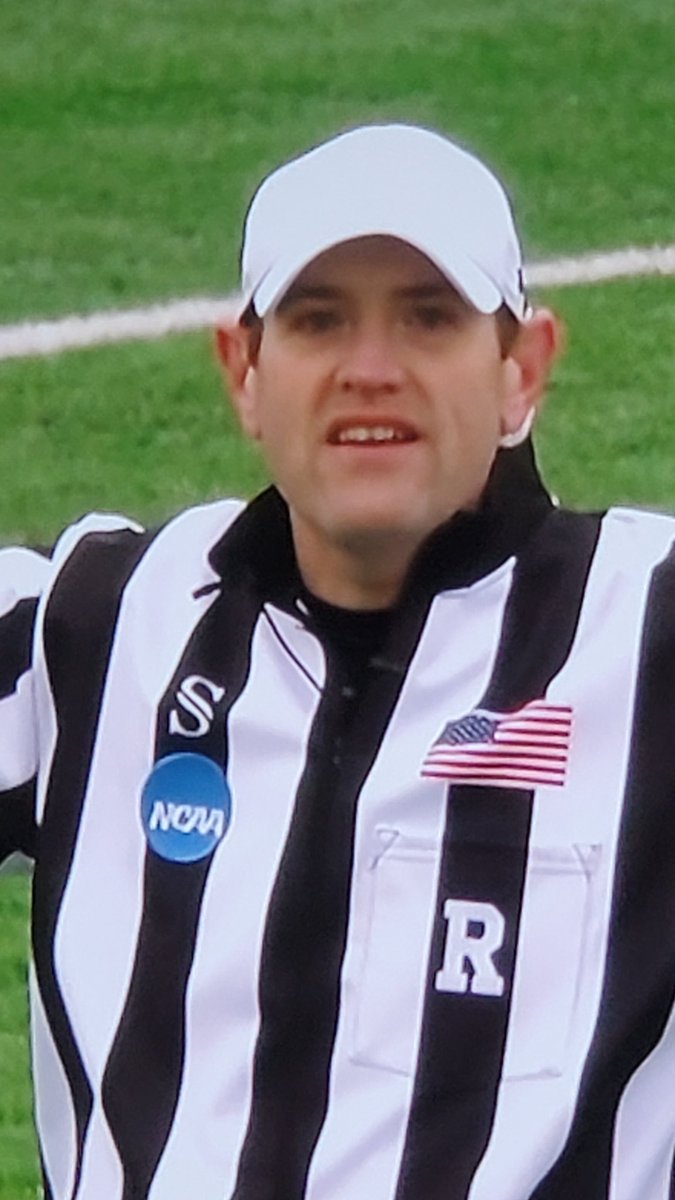 rogerfritz's tweet photo. Is Nick Sandmann reffing the #D3 Championship game?   Went from red hat to white hat. #MtUnion #Wartburg https://t.co/Mt6dRo9ssx