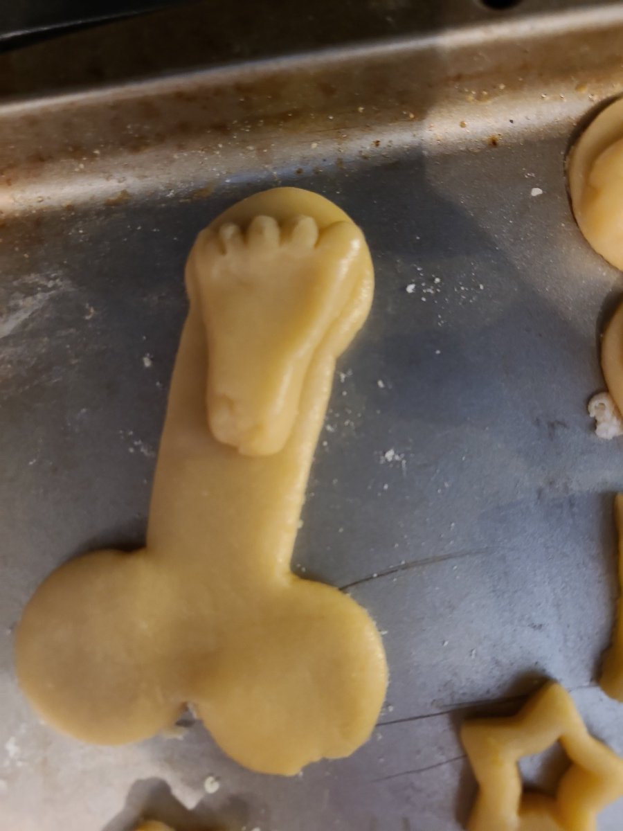berrys_trample's tweet photo. Xmas cookies done right. 
#footcookies https://t.co/JrFiLRuwXh