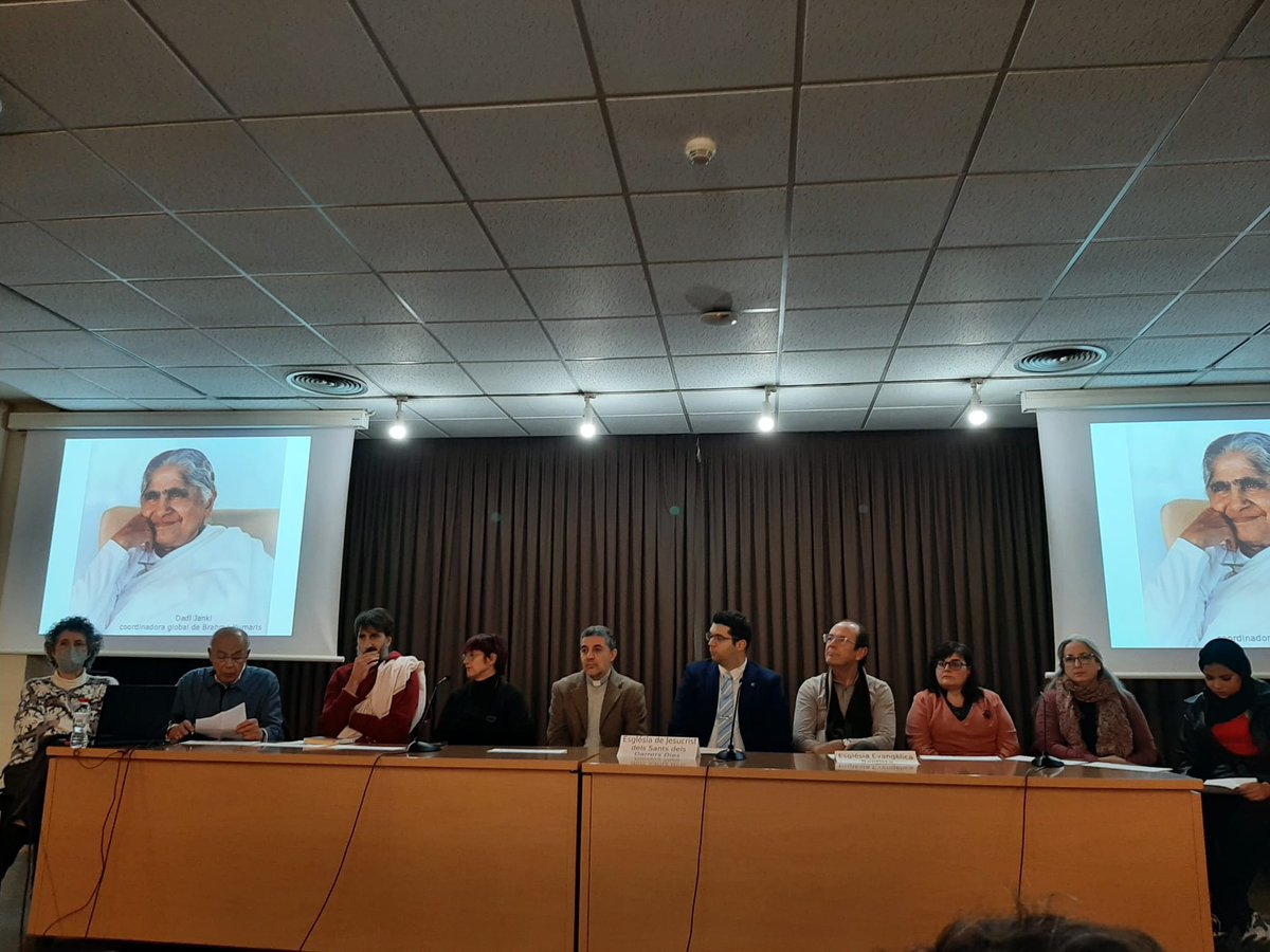 sbddretscivils's tweet photo. ▶️ Avui 22à Trobada Interreligiosa, organitzada per l'associació Diàleg Interreligiós de #Sabadell.
Amb la participació de Testimonis religiosos dels Drets Humans. Acte en el marc del Dia Internacional dels Drets Humans.
#DDHH2022
#Sabadelldiversa
#Creences https://t.co/OUxoWHesl4