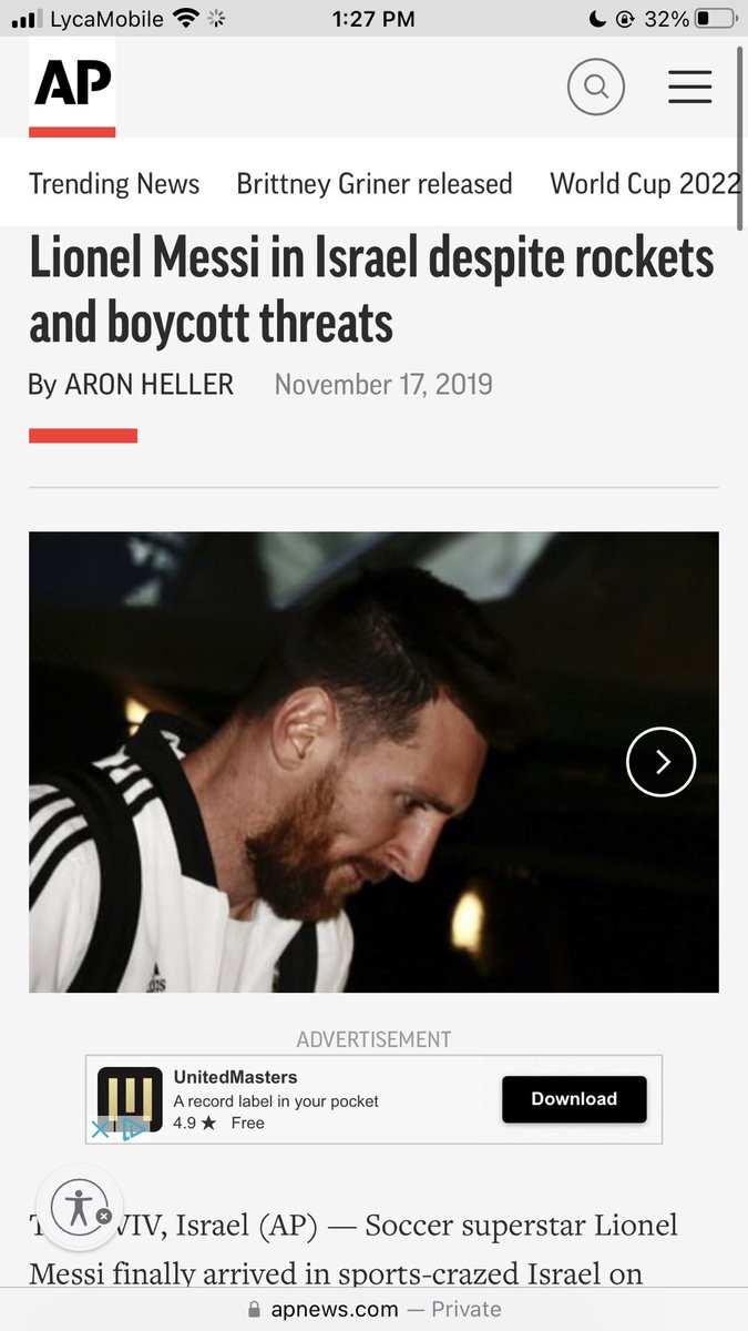 youthofnyc's tweet photo. There’s so many people rooting for Messi with Free Palestine 🇵🇸 in their bios… your fave player is a ZIONIST LOVING colorist. Bro supports Israel. Stop being inconsistent in your support for Palestine. If you stood for Palestine you’d be supporting someone who supports Palestine https://t.co/7IKqSMsGT6