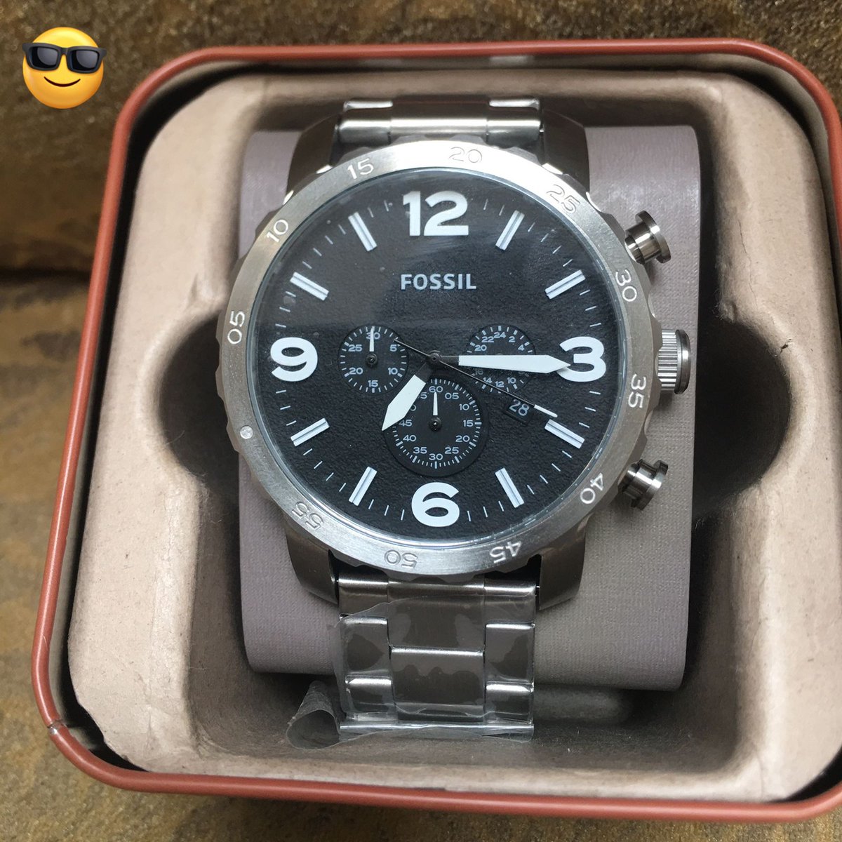 Hann_ec's tweet photo. A la venta, solo interesados! Regala algo especial en esta #Navidad #Navidad2022 #fossil #reloj #Qatar2022 #regalos #holidays #Ecuador https://t.co/AJMBThV8nN