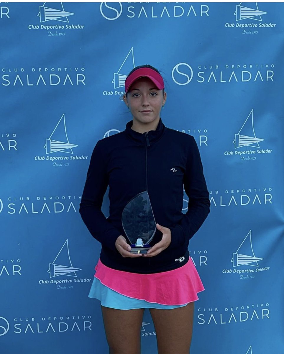 🎾 #ITF Alba Rey🇪🇸 supera las SEMIFINALES y cae en la FINAL del internacional W15 de Valencia🇪🇸

🚺SF
Rey🇪🇸 a Soriano🇪🇸62 60

🚺Final
Rakotomanga🇫🇷 a Rey🇪🇸 63 46 63