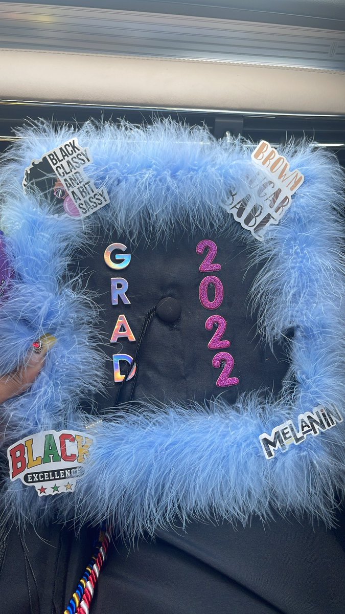 groovyraye's tweet photo. #SOCIALWORKGRAD💜 https://t.co/CM5HARBjeN