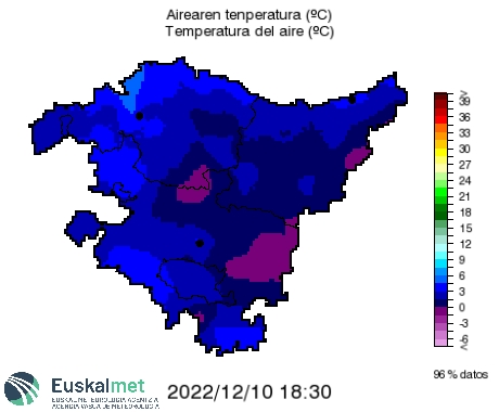 🌡 #izotza #Orain #Ahora

✅ Barnealdeko zenbait tokitan tenperatura 0 ºC-tik azpikoa da jada. Gaurko tenperatura minimoak azken orduetan neurtuko dira.

✅ Ya está helando en algunos puntos del interior. Las temperaturas mínimas de la jornada se registrarán a últimas horas.