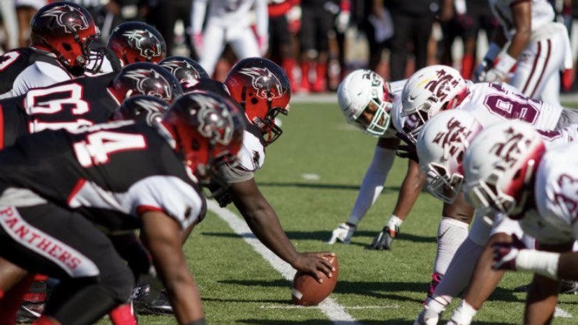 tybuggg1's tweet photo. I am beyond blessed to receive an offer from Clark Atlanta! #AGTG @iamcoachgene @GermantownRed @_CoachMAC1 @johnvarlas @CSmithScout https://t.co/E1RcMjVsYY