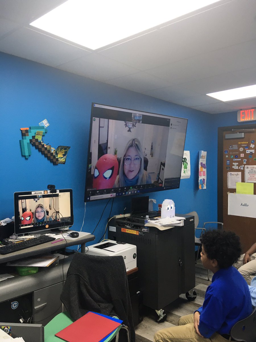 javierfaguilar's tweet photo. I’d like to give a shoutout to
my friend @Della_Cooper #Cybersecurity Specialist @LatinxDLN to present her #CSforALL experience during #CSEdWeek #HourOfCode #CelebratingProgress
#CSHeroes  #CSFirst #CodeWithGoogle #learning #teamwork #equity #diversity #confidence  #creativity https://t.co/cMZzgmtkiZ