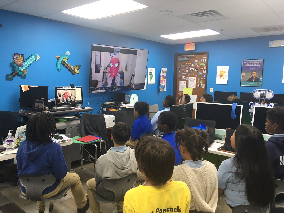 javierfaguilar's tweet photo. I’d like to give a shoutout to
my friend @Della_Cooper #Cybersecurity Specialist @LatinxDLN to present her #CSforALL experience during #CSEdWeek #HourOfCode #CelebratingProgress
#CSHeroes  #CSFirst #CodeWithGoogle #learning #teamwork #equity #diversity #confidence  #creativity https://t.co/cMZzgmtkiZ
