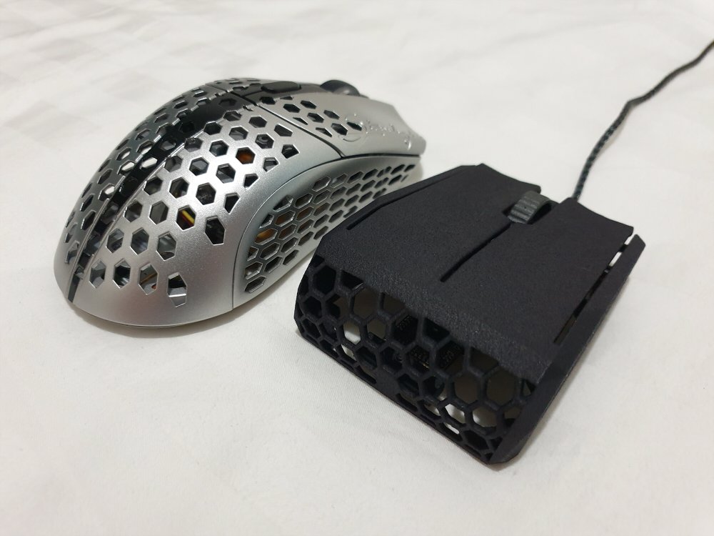 kyleirelandtech's tweet photo. PMM Mods P-CBR 8K beside the Finalmouse Starlight Pro TenZ Medium.
@ModsMouse @finalmouse
#pmmmods #finalmouse #starlightpro #tenz #tenzmouse #mousemod #gamingmouse #3dprinted #pcgaming #tech #custommouse #zaunkoenigm2k https://t.co/KQuYZ7PBzn