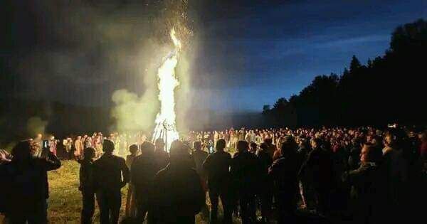 duska58hotmail1's tweet photo. Večeras u K. Mitrovici.
Neka vas Bog čuva. ❤️🙏 https://t.co/OBrmDxizVQ
