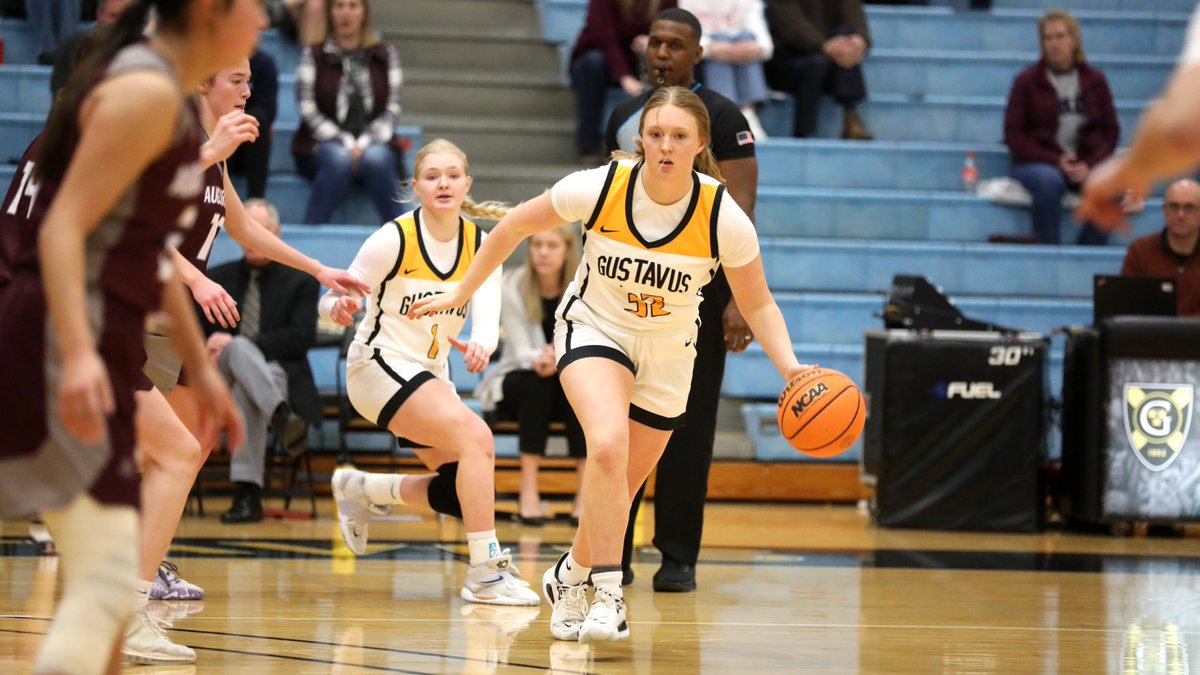 .@gustavuswbb wins third straight, defeating Augsburg by a 21-point margin, 60-39. Morgan Kelly and Emma Kniefel lead Gustie offense, with 14 and 10 points each. #GoGusties

RECAP: athletics.blog.gustavus.edu/2022/12/10/wom…