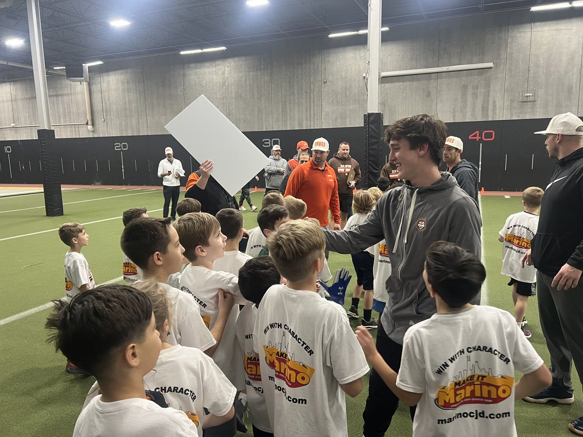 Colton Gumino On Twitter Great Night Giving Back Youth Football Was colton-gumino-on-twitter-great-night-giving-back-youth-football-was