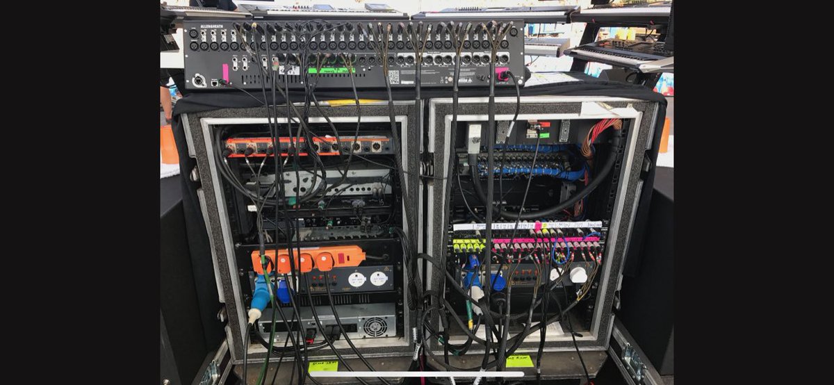 Wakemanofficial's tweet image. If you get offered any of this for sale - contact me first - Thanks. X STOLEN GOODS FROM WAKEMAN SENIOR