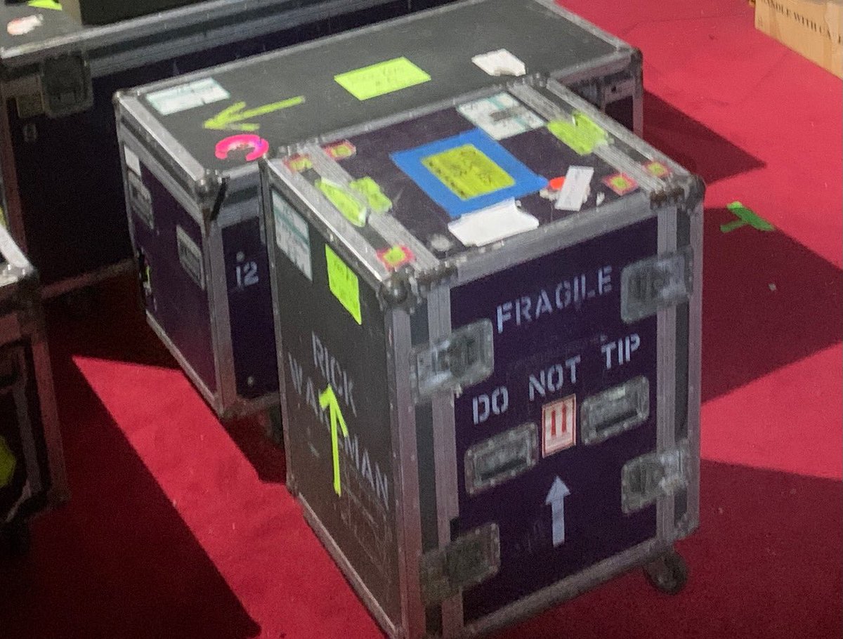 Wakemanofficial's tweet image. If you get offered any of this for sale - contact me first - Thanks. X STOLEN GOODS FROM WAKEMAN SENIOR