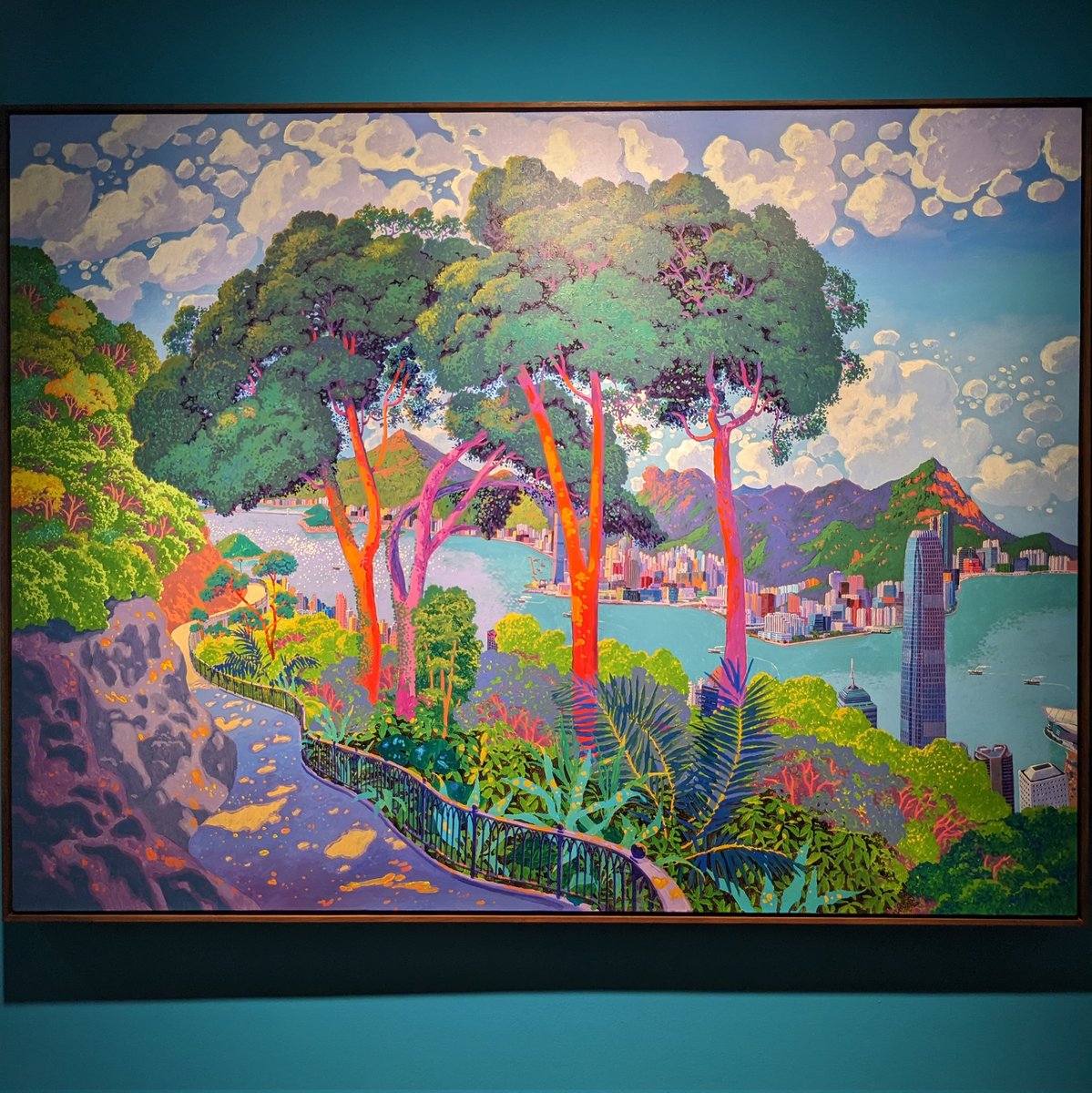 londonart's tweet photo. Stephen Wong's painting of his hometown #hongkong on show now in #unitlondon is filled with covid colours and numerous detas to explore... https://t.co/kXN2iKQVRe https://t.co/MVYbCpVx0j