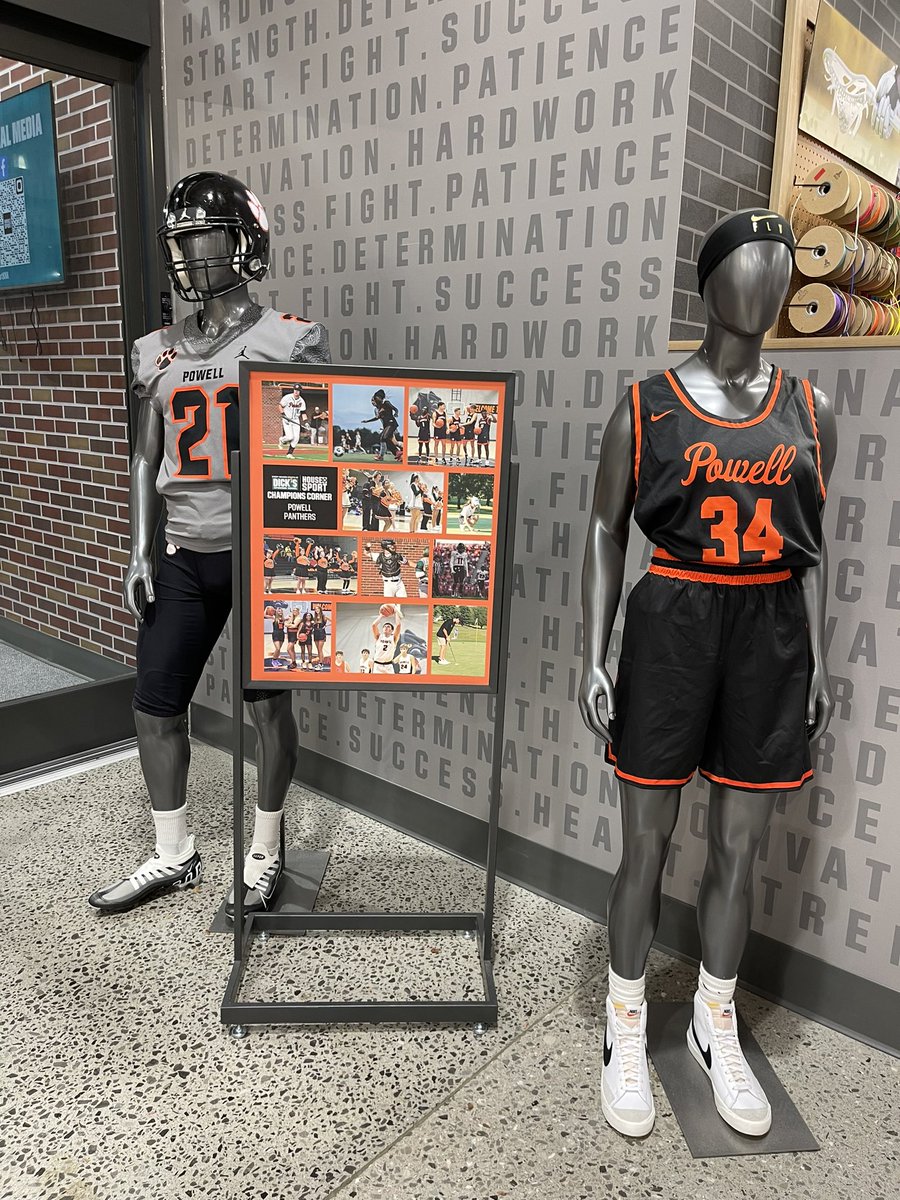 PantherStation1's tweet photo. Love seeing Powell Panthers represented at Dick’s House of Sport #pantherstation #pantherstation1 #knoxvillesbest #powellhs
@ThePowellPrin https://t.co/yJJCDsKHox