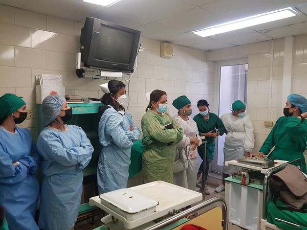 PerlavisionTV's tweet photo. Centro Especializado Ambulatorio CEA #Cienfuegos espacio de intercambio docente asistencial en servicios de Enfermeria. #CubaPorLaVida 
@Eviezer2 @SolMayelin @FernandezMaryde @CoronaAlexandre @yulls_yusimi @CubanaLidice @YaquedeCuba @agnes_becerra @EVilluendasC https://t.co/SkGHT0RE8O