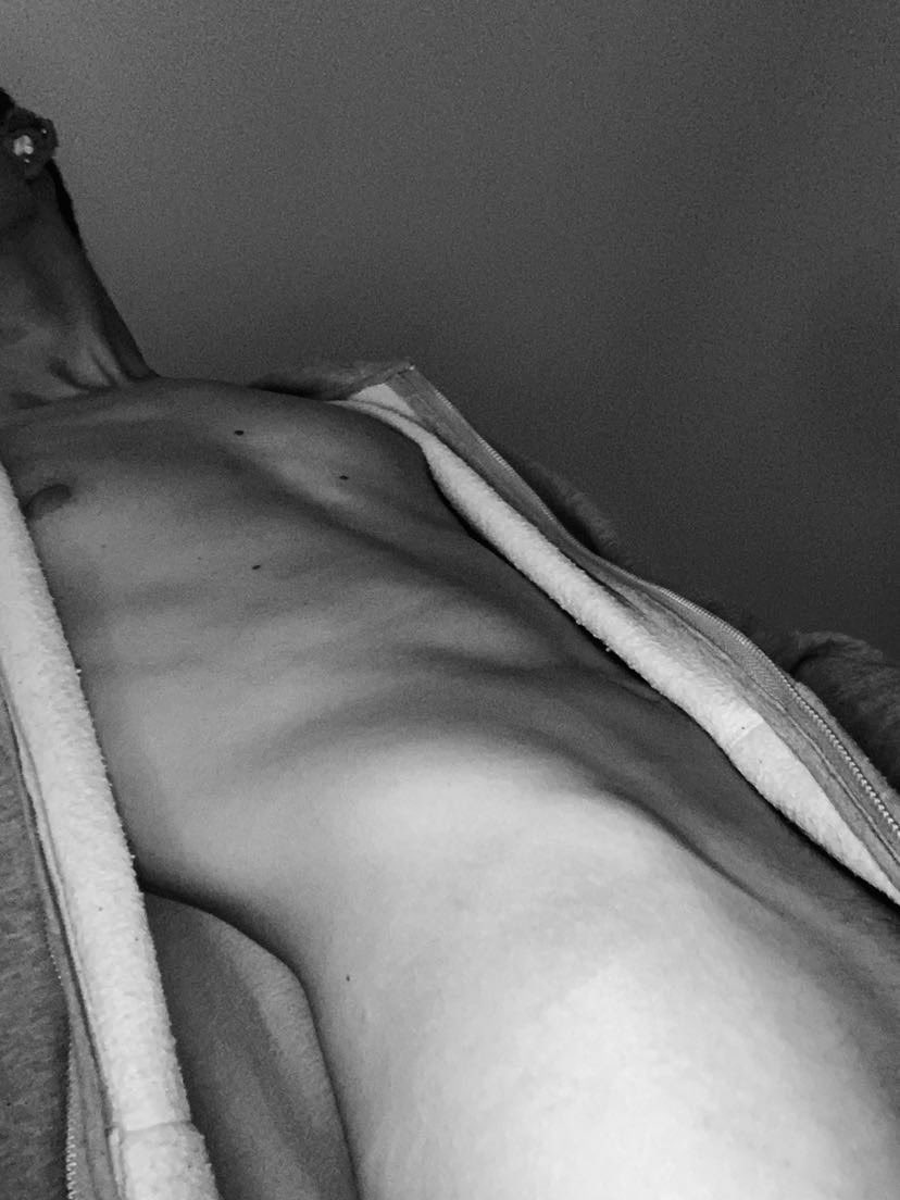JamesDawn591's tweet photo. Whoβs joining me in my hotel room? #gay #bi #hung #hunguk #hunguklad #dick #cock #bigdick #twink #uktwink #bulge #bulgeworship #onlyfans #RETWEEET #bwc #hornygay #hornyteen #londongay #OF #hungtop #hungvers #jerking #nsfwtw #nsfw #cashcow #findomgay #cashmaster #paypiggyneeded https://t.co/s6nWv66B7B