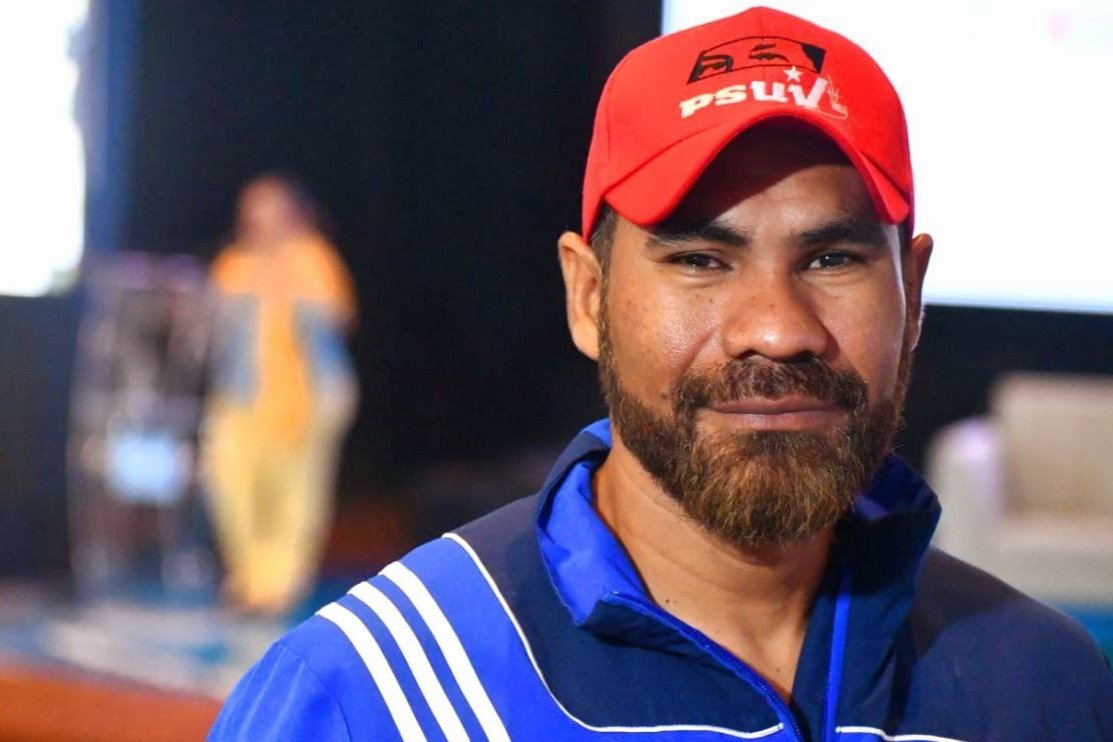 Participé en el Seminario Internacional por el Desarrollo Humano y la Prosperidad del Pueblo Venezolano con la Ponencia: "Políticas Sociales Específicas de Erradicación de la Pobreza, Visión Educativa", desde el  
Teatro de la Aviación de La Carlota.(1/3)

<a href="/NicolasMaduro/">Nicolás Maduro</a>